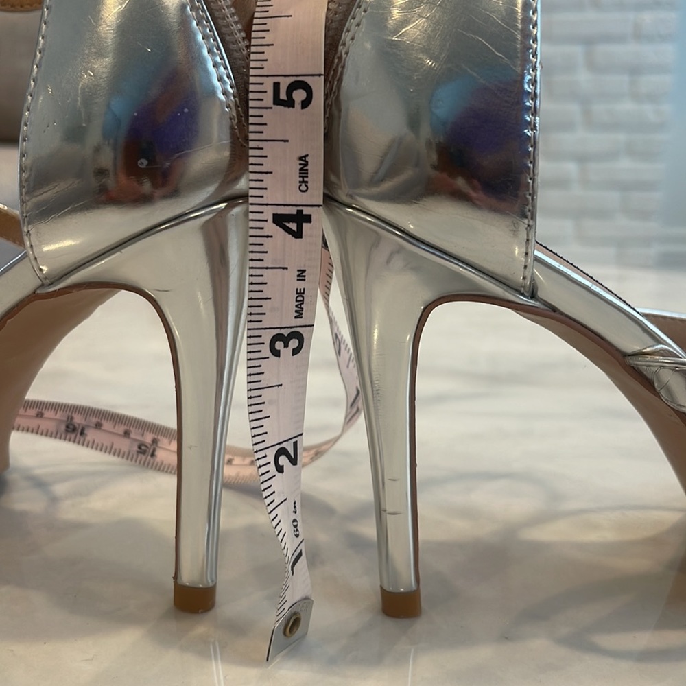 Steve Madden size 8.5 , 4 in heels EUC - Picture 11 of 12
